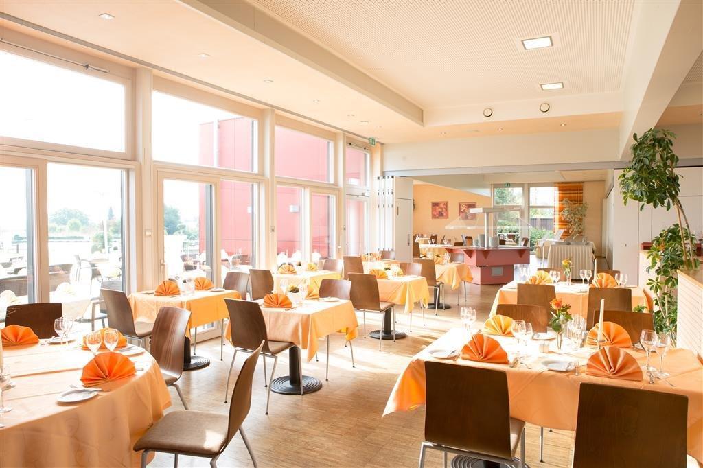 Aramis Tagungs- Und Sporthotel Gaufelden Bagian luar foto
