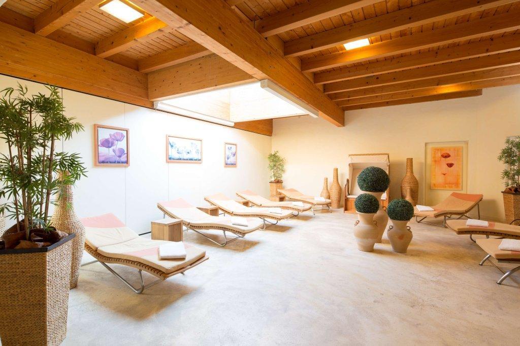 Aramis Tagungs- Und Sporthotel Gaufelden Bagian luar foto