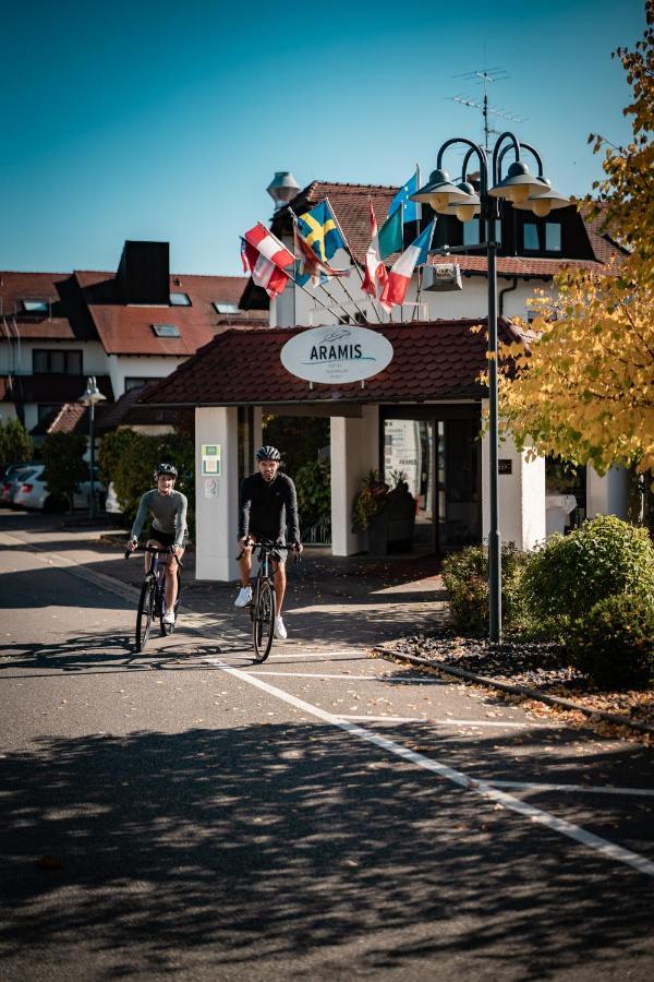 Aramis Tagungs- Und Sporthotel Gaufelden Bagian luar foto