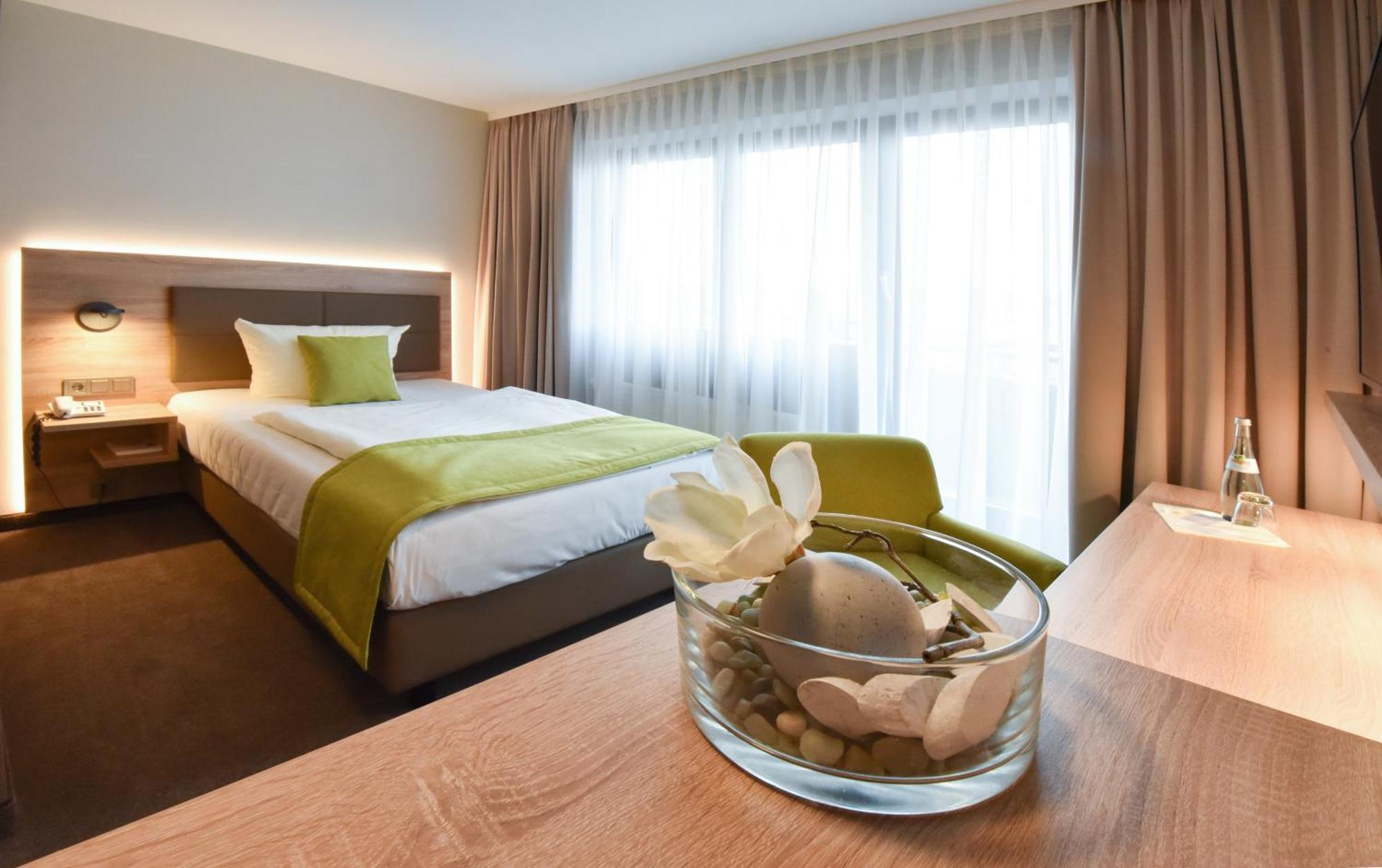 Aramis Tagungs- Und Sporthotel Gaufelden Bagian luar foto