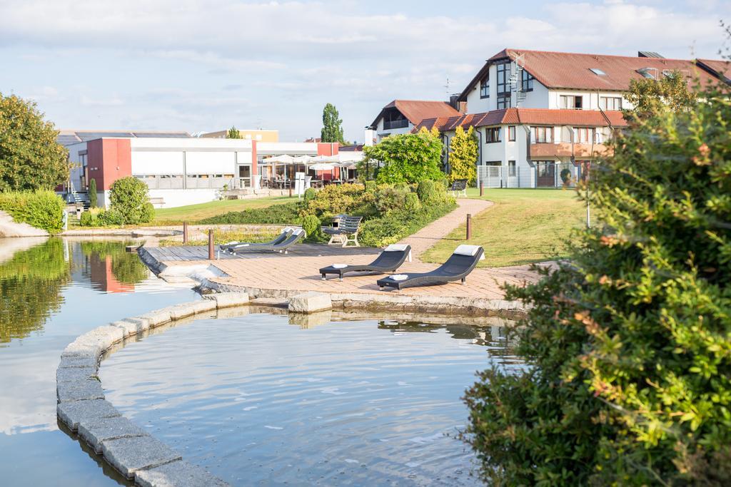 Aramis Tagungs- Und Sporthotel Gaufelden Bagian luar foto